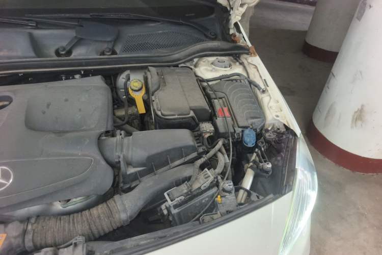 Used Mercedes-Benz A-Class 2017 Revised A 180 Engine Bay Left