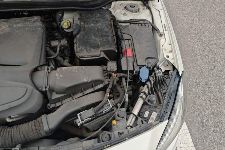 Used Mercedes-Benz A-Class 2017 Revised Version A 200 Fashion Edition Engine Bay Left