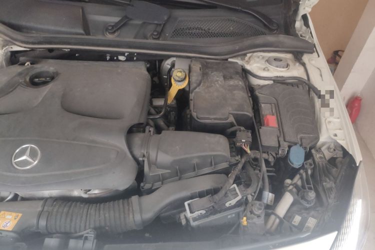 Used Mercedes-Benz A-Class 2017 Revised Version A 200 Fashion Edition Engine Bay Left