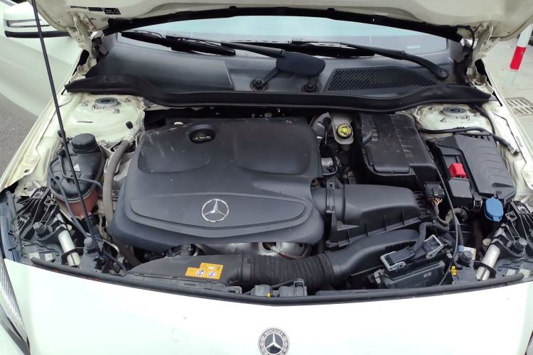 Used Mercedes-Benz A-Class 2017 A 200 Dynamic Edition Engine Bay