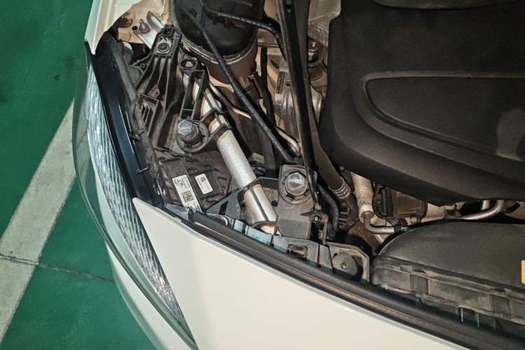 Used Mercedes-Benz A-Class 2017 A 200 Dynamic Edition Engine Bay Right