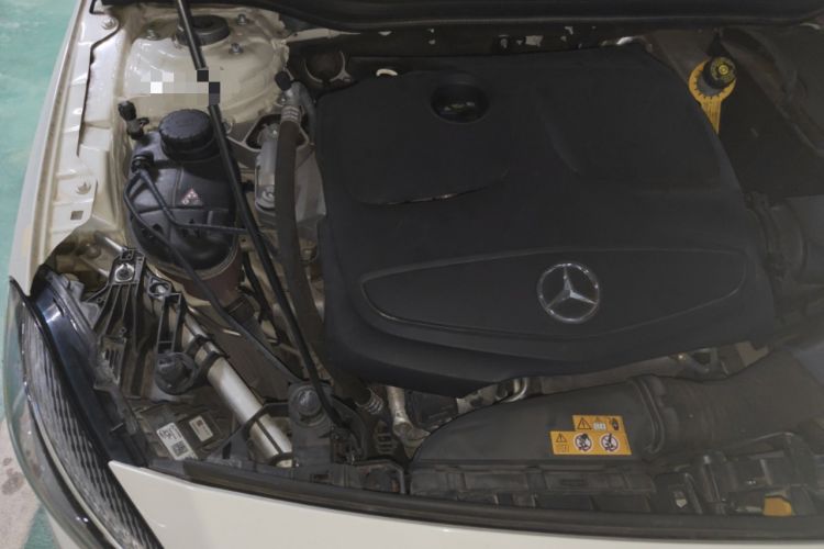 Used Mercedes-Benz A-Class 2017 A 200 Dynamic Edition Engine Bay Right