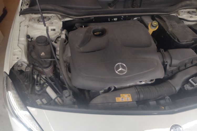 Used Mercedes-Benz A-Class 2017 Revised Version A 200 Fashion Edition Engine Bay Right