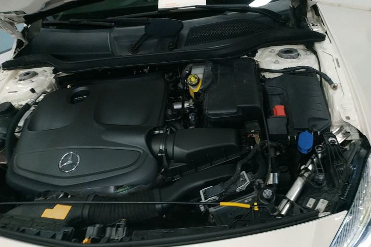 Used Mercedes-Benz A-Class 2017 A 200 Sport Engine Bay