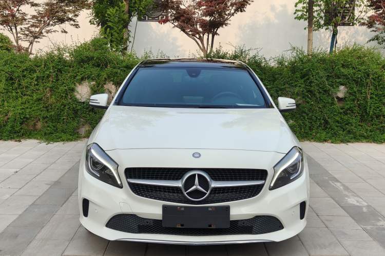 Used Mercedes-Benz A-Class 2017 A 200 Dynamic Edition Exterior 1
