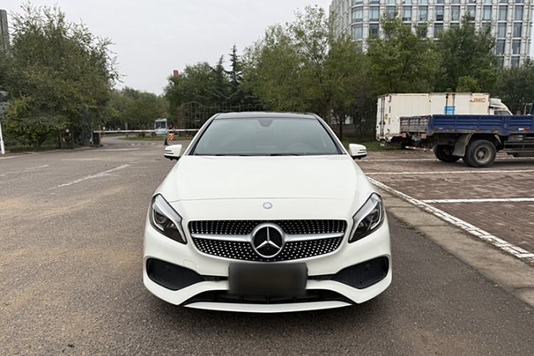 Used Mercedes-Benz A-Class 2017 A 200 Sport Exterior 1