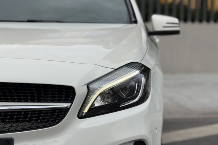 Used Mercedes-Benz A-Class 2017 A 200 Dynamic Edition Exterior 10