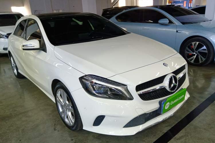 Used Mercedes-Benz A-Class 2017 A 200 Dynamic Edition Exterior 2