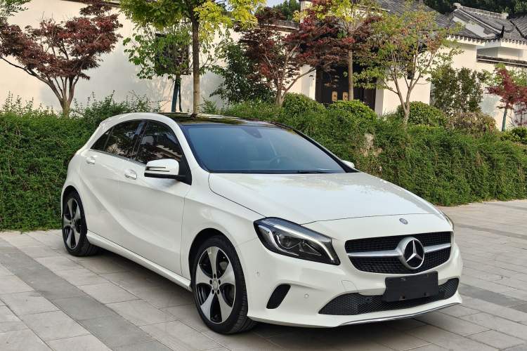 Used Mercedes-Benz A-Class 2017 A 200 Dynamic Edition Exterior 2