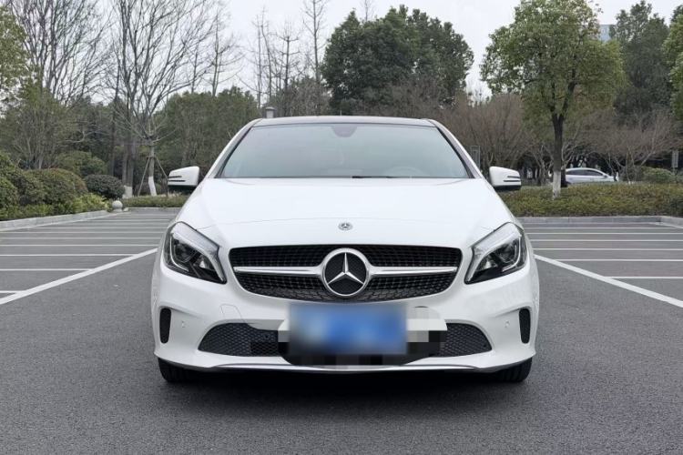 Used Mercedes-Benz A-Class 2017 Revised A 200 Dynamic Edition Exterior 3