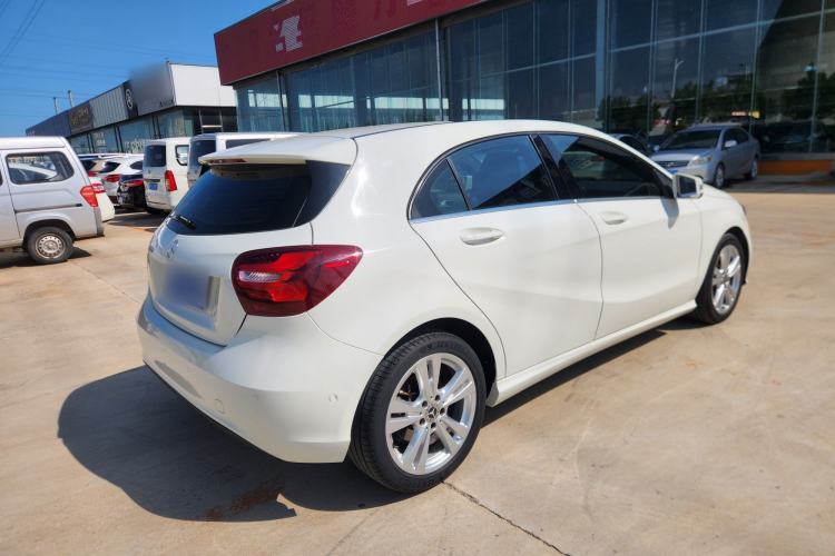 Used Mercedes-Benz A-Class 2017 Revised A 200 Dynamic Edition Exterior 3