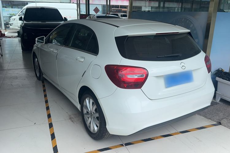 Used Mercedes-Benz A-Class 2017 Revised A 180 Exterior 3