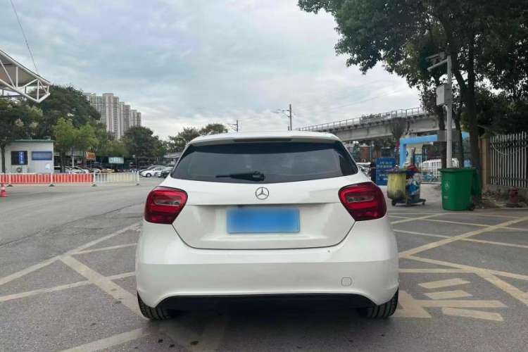 Used Mercedes-Benz A-Class 2017 Revised A 180 Exterior 4