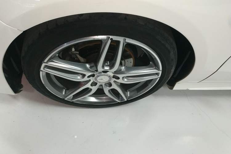 Used Mercedes-Benz A-Class 2017 A 200 Sport Exterior 4