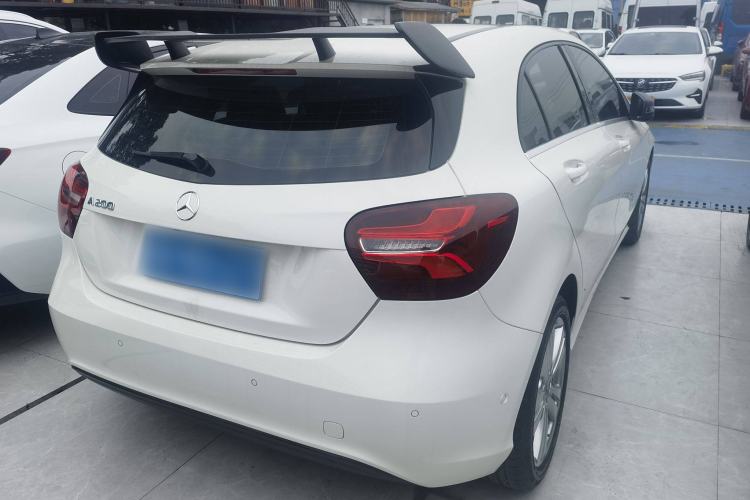 Used Mercedes-Benz A-Class 2017 Revised A 200 Dynamic Edition Exterior 4