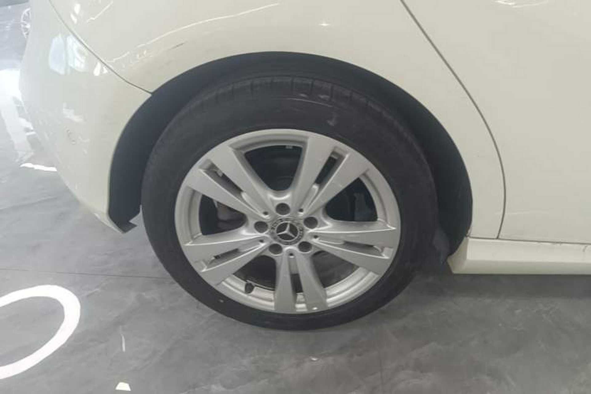 Used Mercedes-Benz A-Class 2017 Revised A 200 Dynamic Edition Exterior 5