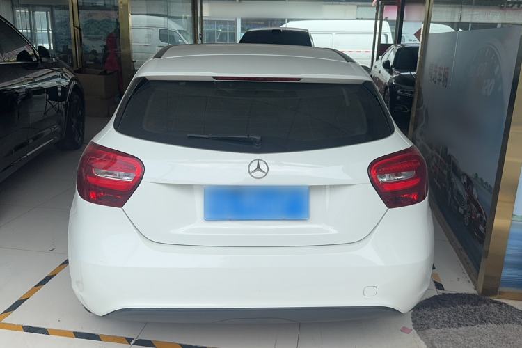 Used Mercedes-Benz A-Class 2017 Revised A 180 Exterior 5