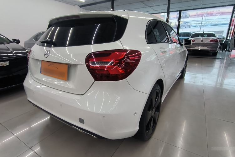 Used Mercedes-Benz A-Class 2017 Revised Version A 200 Fashion Edition Exterior 5