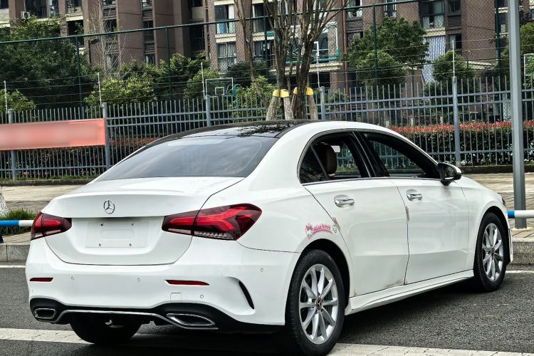 Used Mercedes-Benz A-Class 2017 A 200 Fashion Model Exterior 6