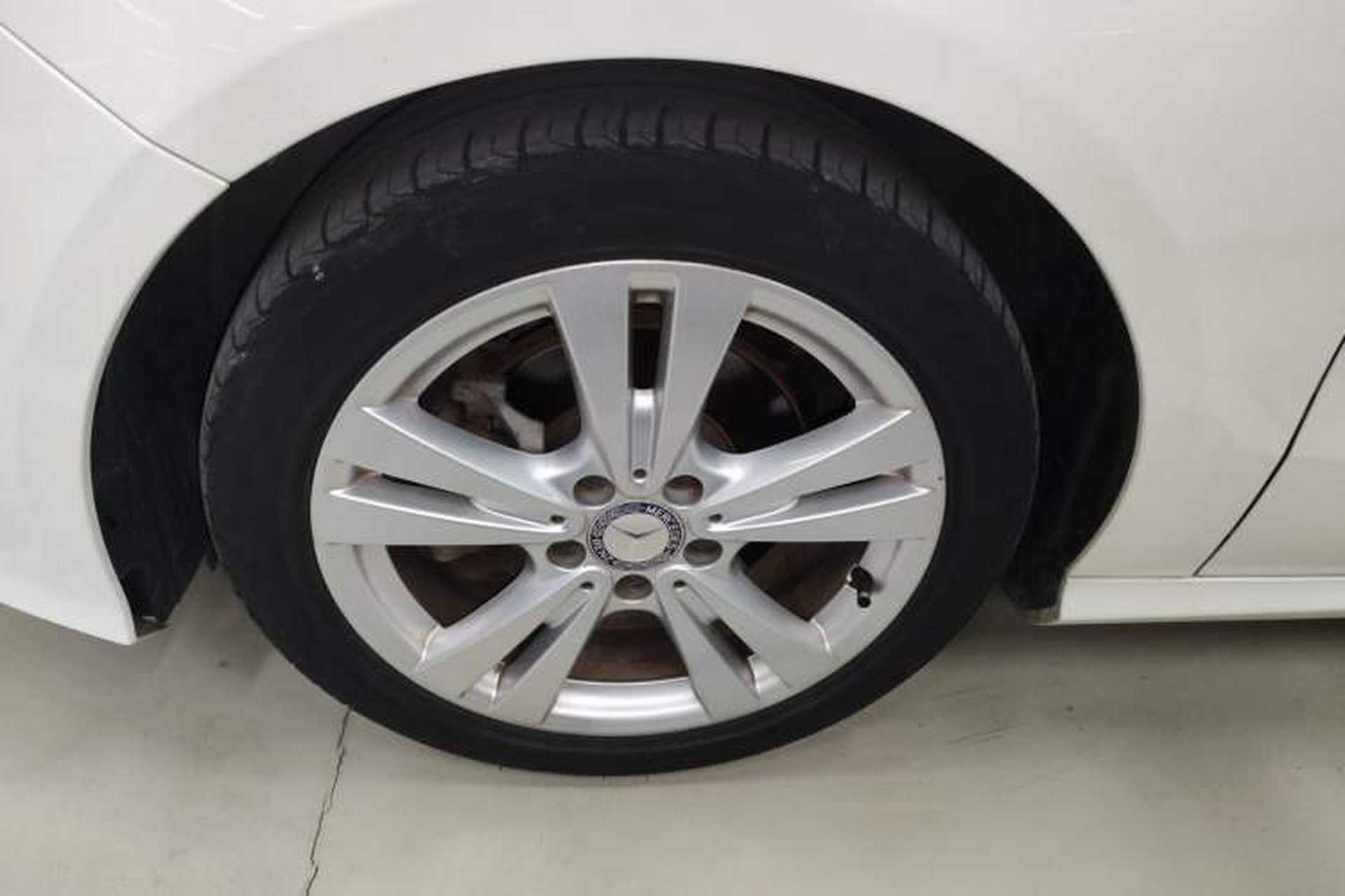 Used Mercedes-Benz A-Class 2017 Revised A 200 Dynamic Edition Exterior 7