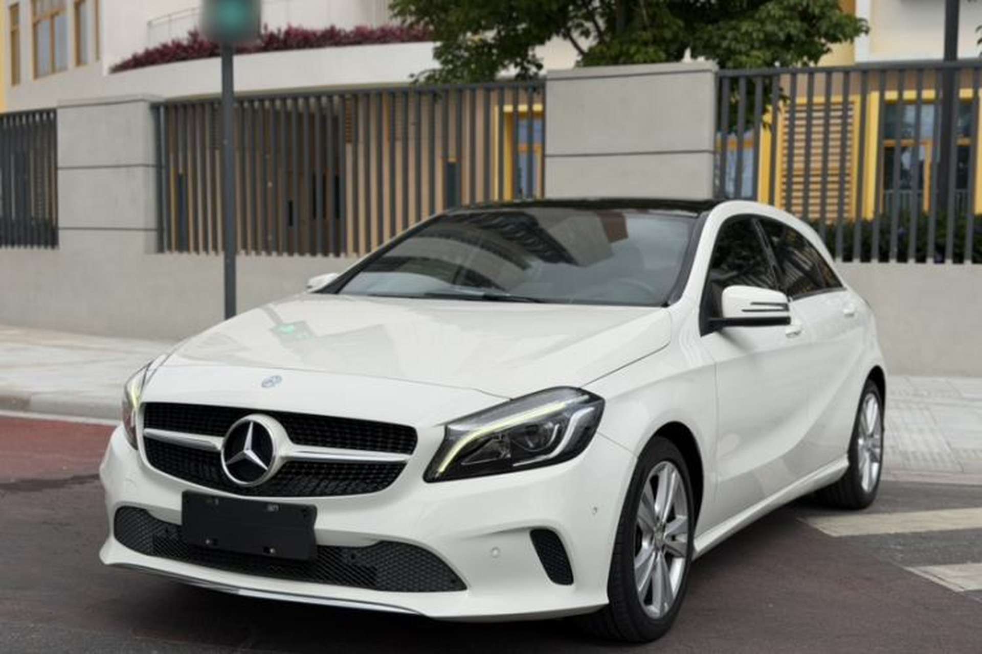 Used Mercedes-Benz A-Class 2017 A 200 Dynamic Edition Front Left 45 Deg
