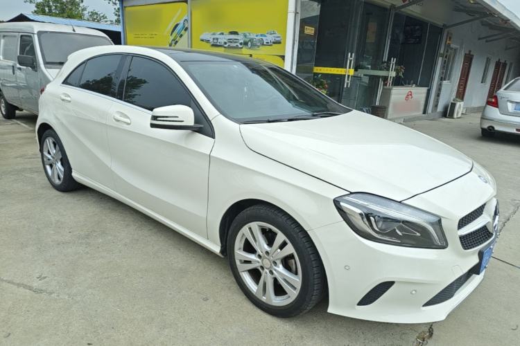 Used Mercedes-Benz A-Class 2017 A 200 Dynamic Edition Front Right 45 Deg