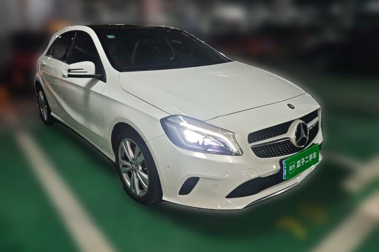 Used Mercedes-Benz A-Class 2017 A 200 Dynamic Edition Front Right 45 Deg