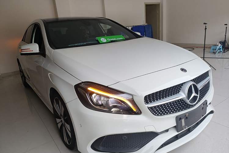 Used Mercedes-Benz A-Class 2017 A 200 Sport Front Right 45 Deg