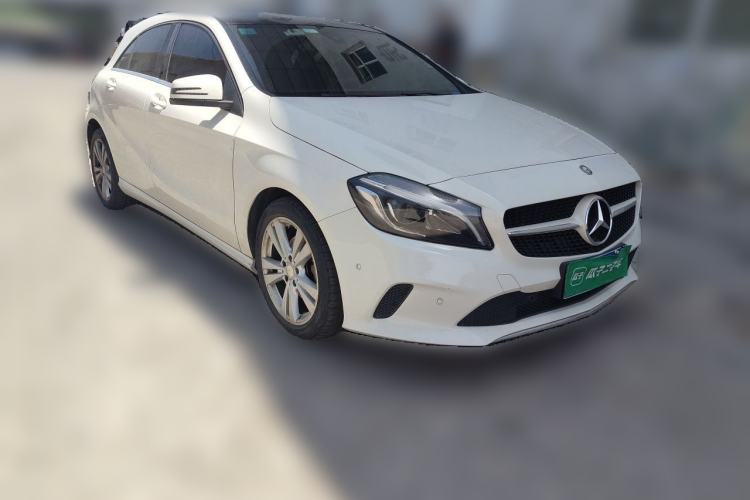 Used Mercedes-Benz A-Class 2017 A 200 Dynamic Edition Front Right 45 Deg