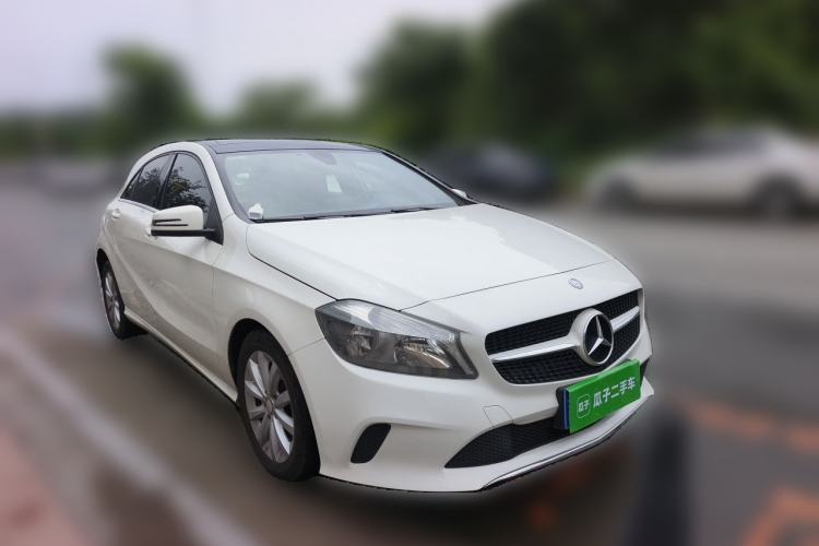 Used Mercedes-Benz A-Class 2017 A 180 Front Right 45 Deg