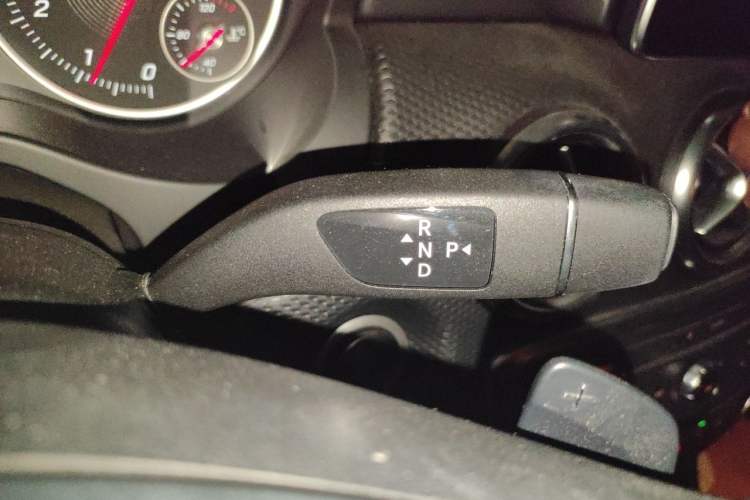 Used Mercedes-Benz A-Class 2017 Revised A 200 Dynamic Edition Gear Lever