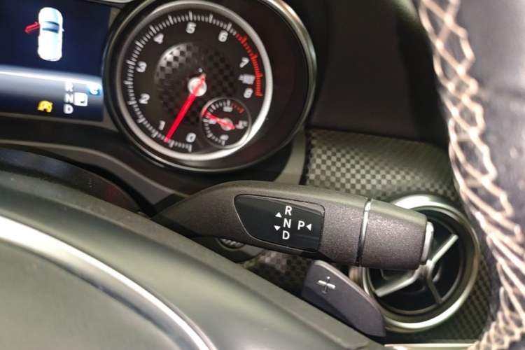 Used Mercedes-Benz A-Class 2017 A 200 Fashion Model Gear Lever