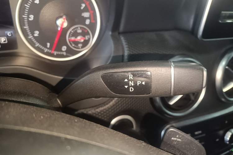 Used Mercedes-Benz A-Class 2017 Revised A 200 Dynamic Edition Gear Lever