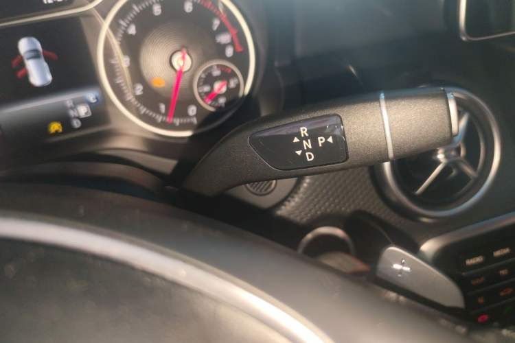 Used Mercedes-Benz A-Class 2017 A 200 Dynamic Edition Gear Lever