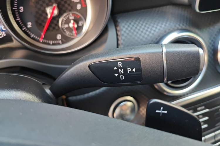 Used Mercedes-Benz A-Class 2017 Revised Version A 200 Fashion Edition Gear Lever