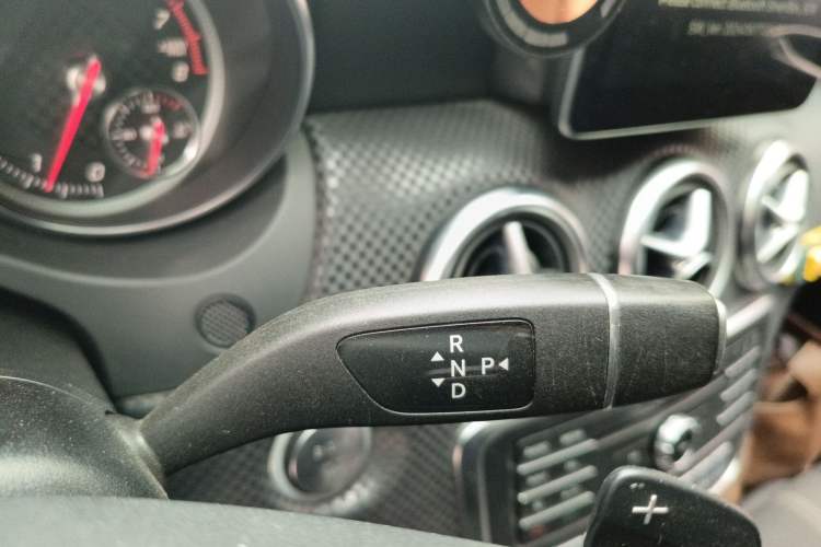 Used Mercedes-Benz A-Class 2017 A 200 Fashion Model Gear Lever
