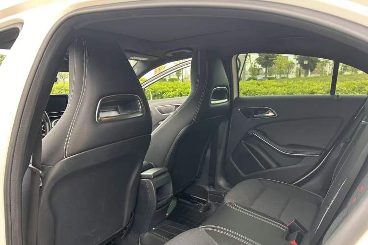Used Mercedes-Benz A-Class 2017 Revised A 200 Dynamic Edition Headliner