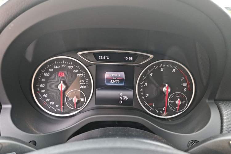 Used Mercedes-Benz A-Class 2017 A 200 Dynamic Edition Instrument Cluster