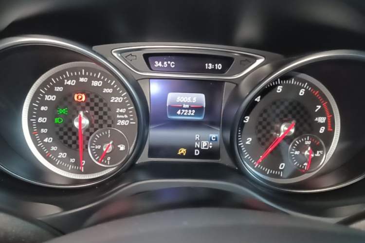 Used Mercedes-Benz A-Class 2017 Revised Version A 200 Fashion Edition Instrument Cluster