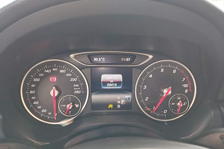 Used Mercedes-Benz A-Class 2017 A 200 Dynamic Edition Instrument Cluster