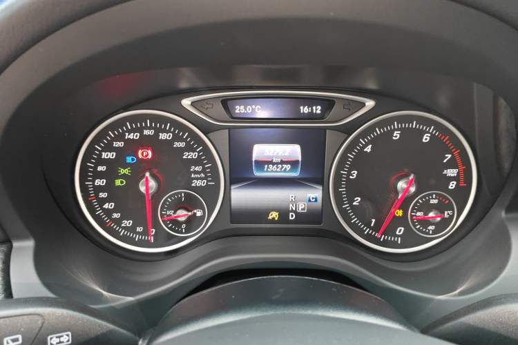 Used Mercedes-Benz A-Class 2017 Revised A 200 Dynamic Edition Instrument Cluster