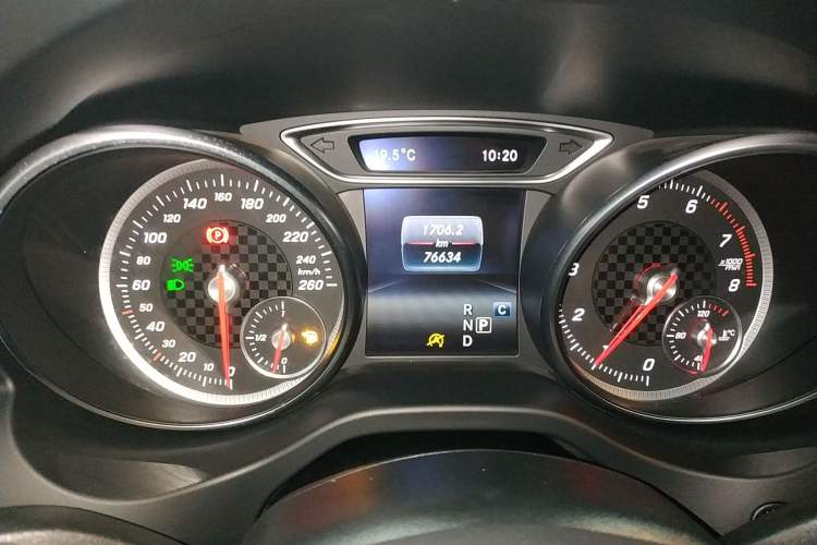 Used Mercedes-Benz A-Class 2017 A 200 Sport Instrument Cluster