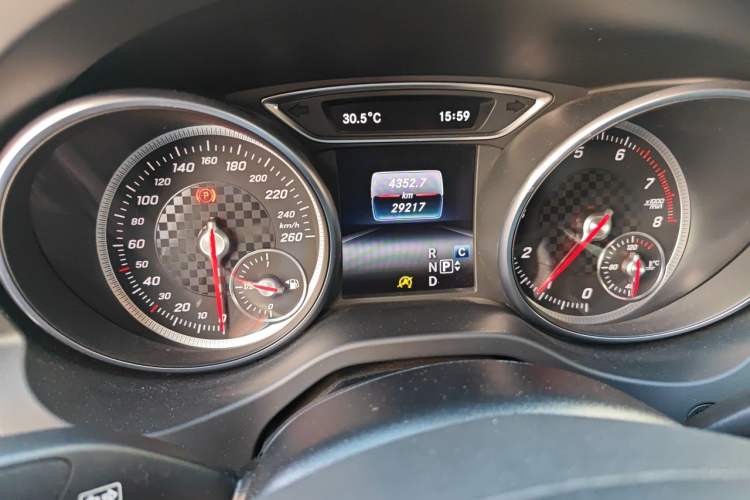 Used Mercedes-Benz A-Class 2017 Revised Version A 200 Fashion Edition Instrument Cluster