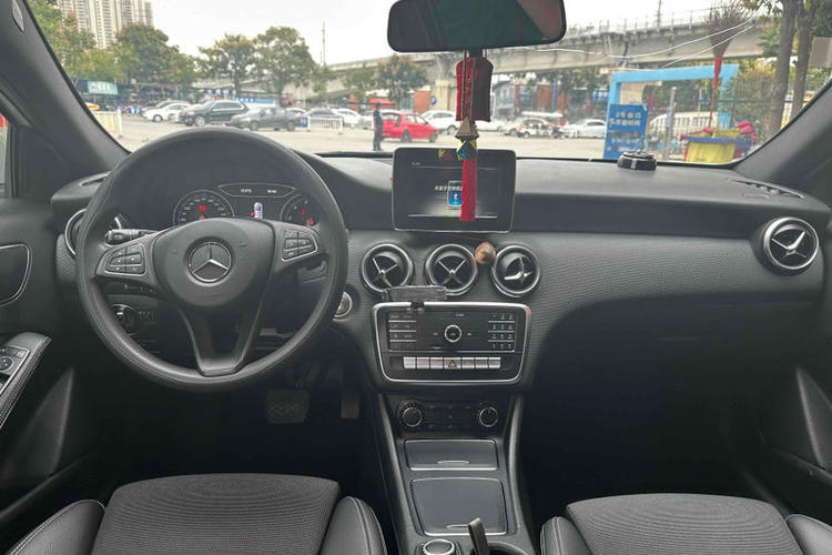 Used Mercedes-Benz A-Class 2017 Revised A 180 Interior 1