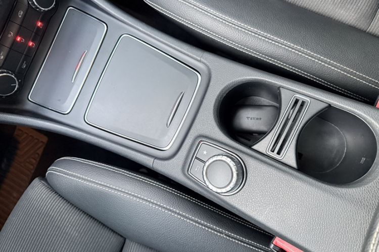 Used Mercedes-Benz A-Class 2017 A 200 Fashion Model Interior 1