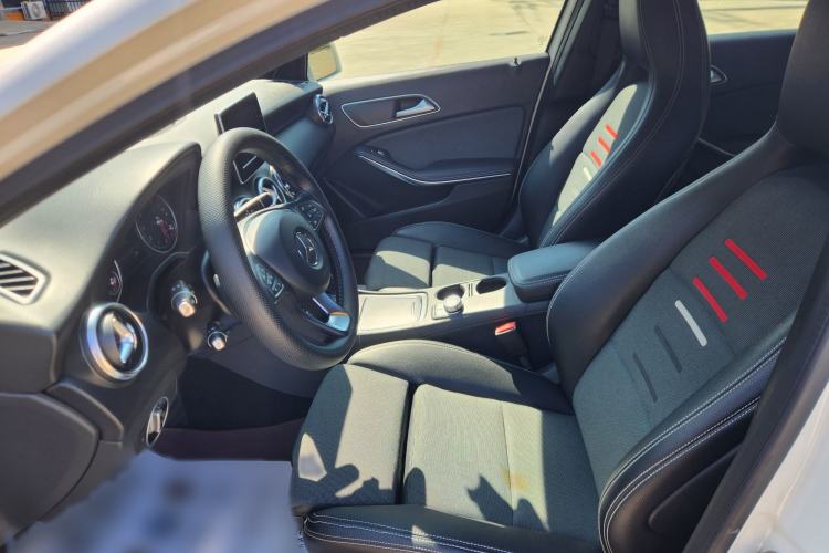 Used Mercedes-Benz A-Class 2017 Revised A 200 Dynamic Edition Interior 2