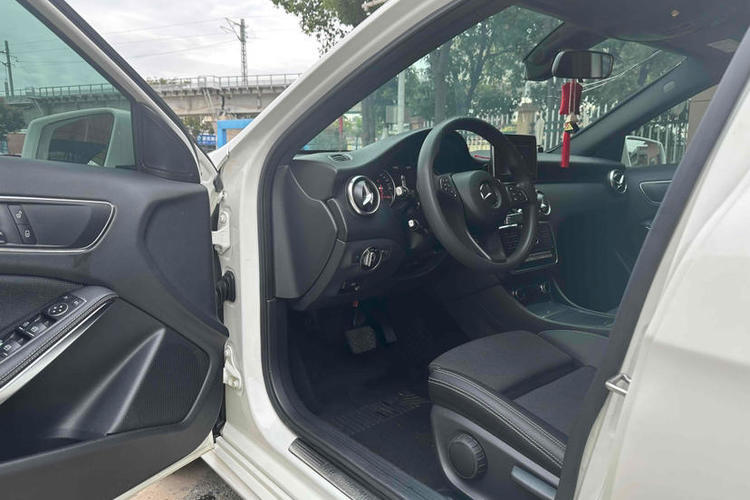 Used Mercedes-Benz A-Class 2017 Revised A 180 Interior 2