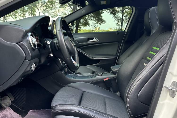 Used Mercedes-Benz A-Class 2017 Revised A 200 Dynamic Edition Interior 2