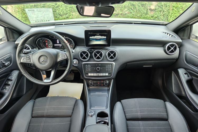 Used Mercedes-Benz A-Class 2017 A 200 Dynamic Edition Interior 2