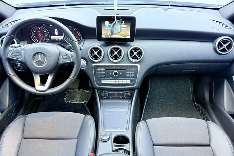 Used Mercedes-Benz A-Class 2017 A 200 Dynamic Edition Interior 2